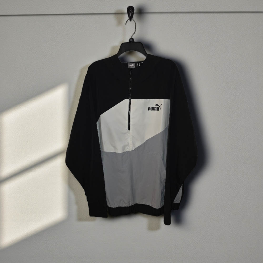 Men's 2XL PUMA Men's Power Hooded 1/2 Zip Windbreaker. Like New(NWOT)